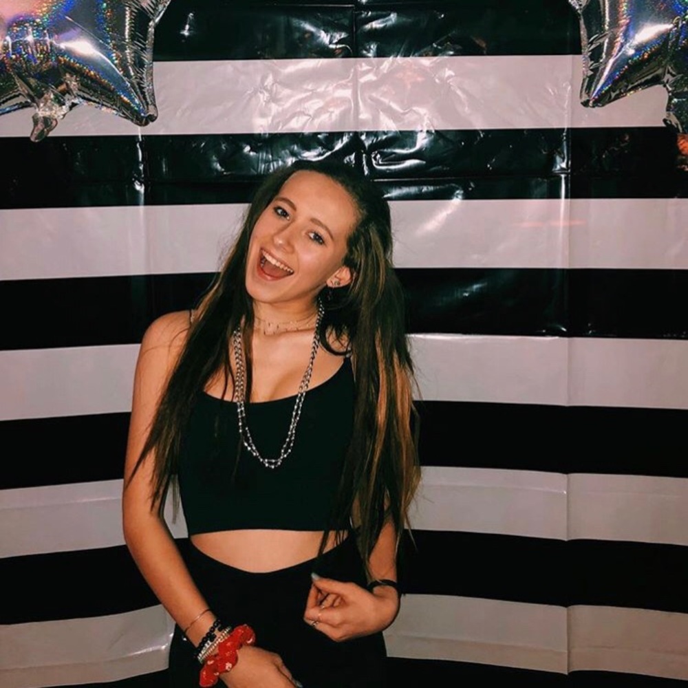 Meet your Posher, Molly